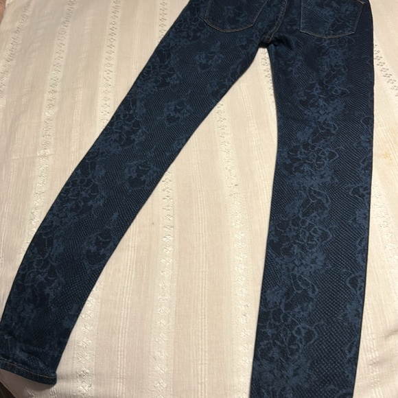 Ladies Hudson Nico Super Skinny Midrise Jeans - Picture 8 of 13